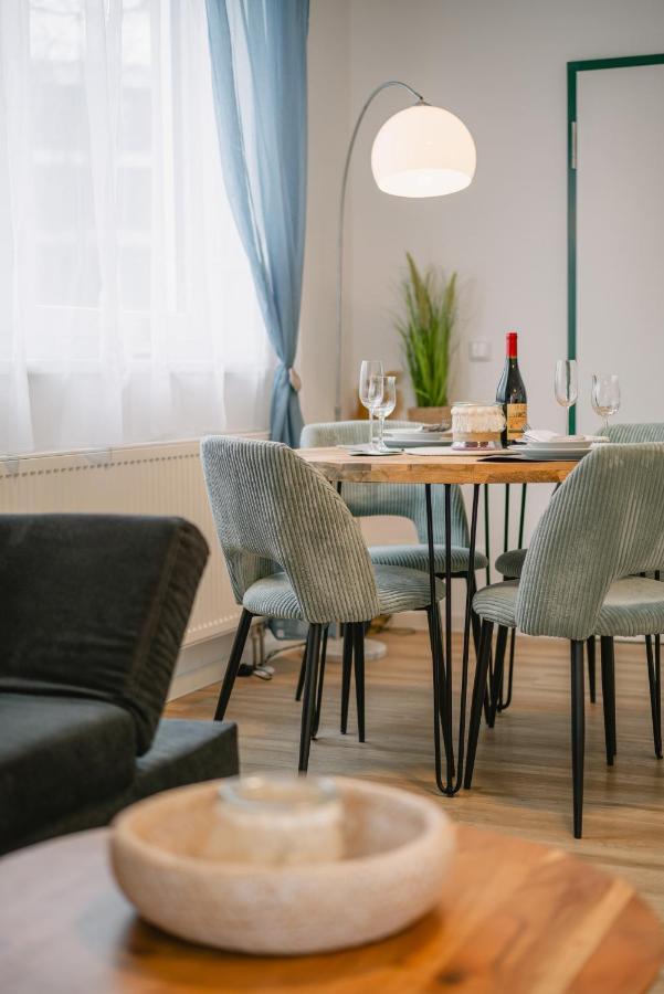 2-Zimmer Themen-Apartment Im Zentrum, Naehe Oper Bayreuth Bagian luar foto
